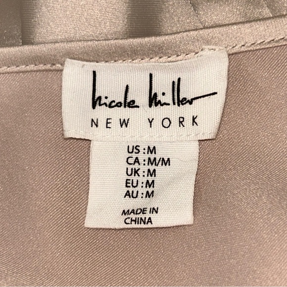 Nicole Miller Champagne Satin Long Sleeve Twist Blouse Top Sz M - Picture 13 of 16